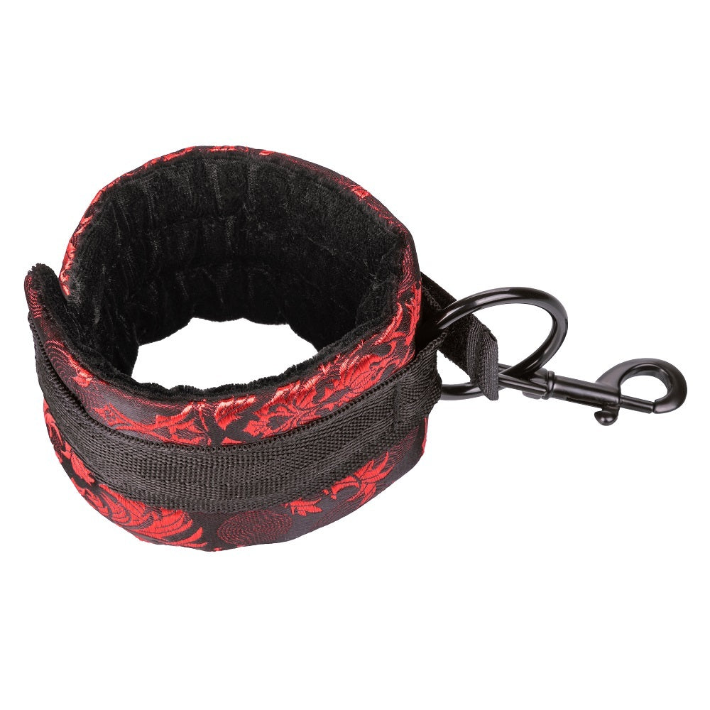 Scandal Collar Body Restraint Red